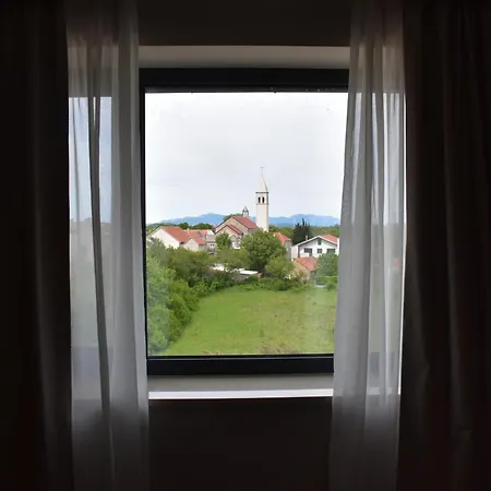 Dom Otel